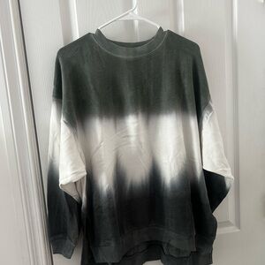 American Eagle crewneck